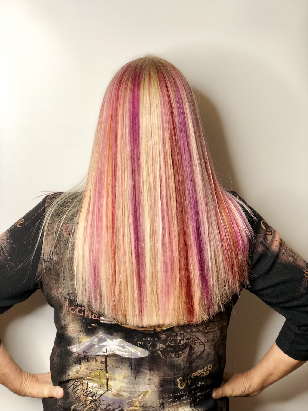 Hairendipity | 116 Peterson Rd, Libertyville, IL 60048, USA | Phone: (847) 244-4247