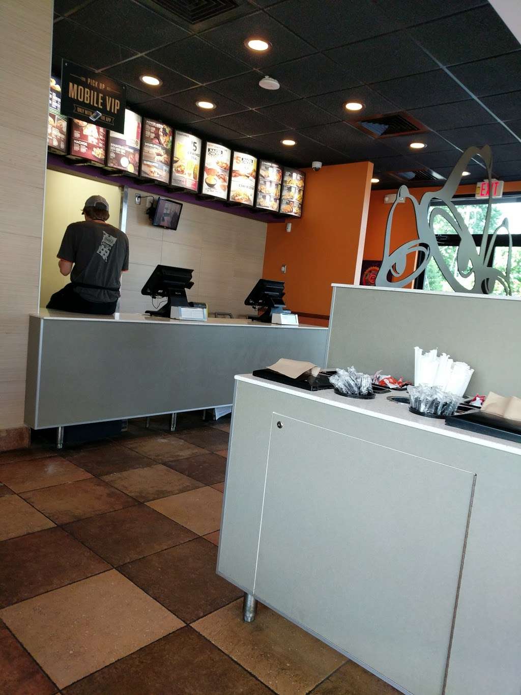 Taco Bell | 7159 S State Rd 67, Pendleton, IN 46064, USA | Phone: (765) 778-0928