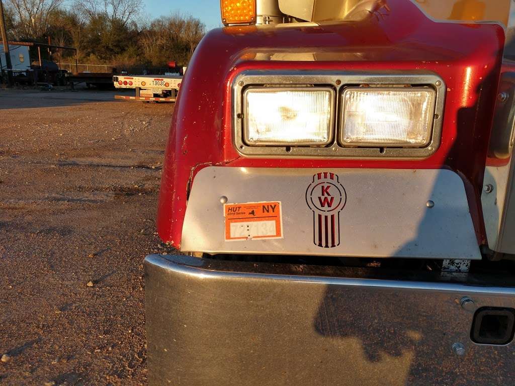 Windfern Truck & Trailer in 8910 Taub Rd, Houston, TX 77064, USA