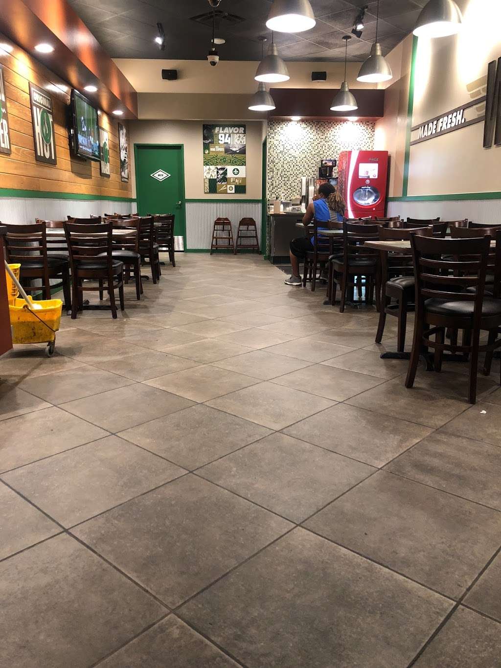 Wingstop in 820 E Cartwright Rd 130, Mesquite, TX 75149, USA