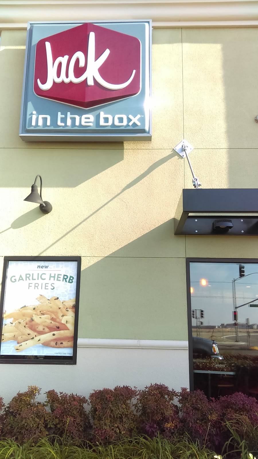 Jack in the Box | 3300 Buena Vista Rd Bldg H Bldg H, Bakersfield, CA 93311, USA | Phone: (661) 664-5716