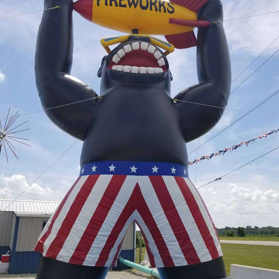 Robbins Fireworks | 36055 E Old Lexington Rd, Levasy, MO 64066, USA | Phone: (816) 249-3391