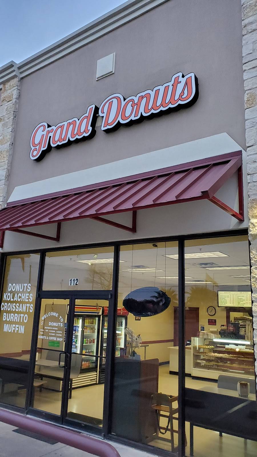 Donuts | 615 W Slaughter Ln #112, Austin, TX 78748, USA | Phone: (512) 292-8558