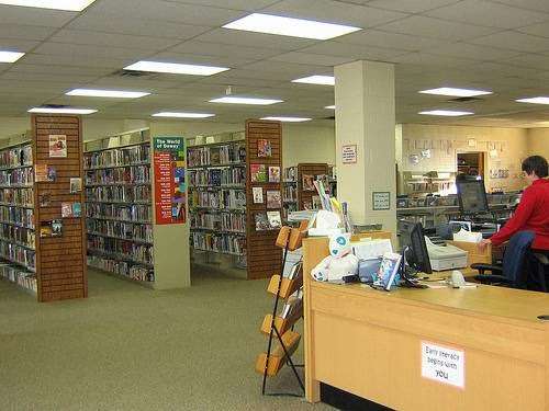 Johnson County Library - De Soto | 33145 W 83rd St, De Soto, KS 66018, USA | Phone: (913) 826-4600