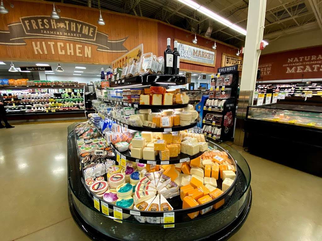 Fresh Thyme Farmers Market | 220 S Creasy Ln, Lafayette, IN 47905, USA | Phone: (765) 446-1351