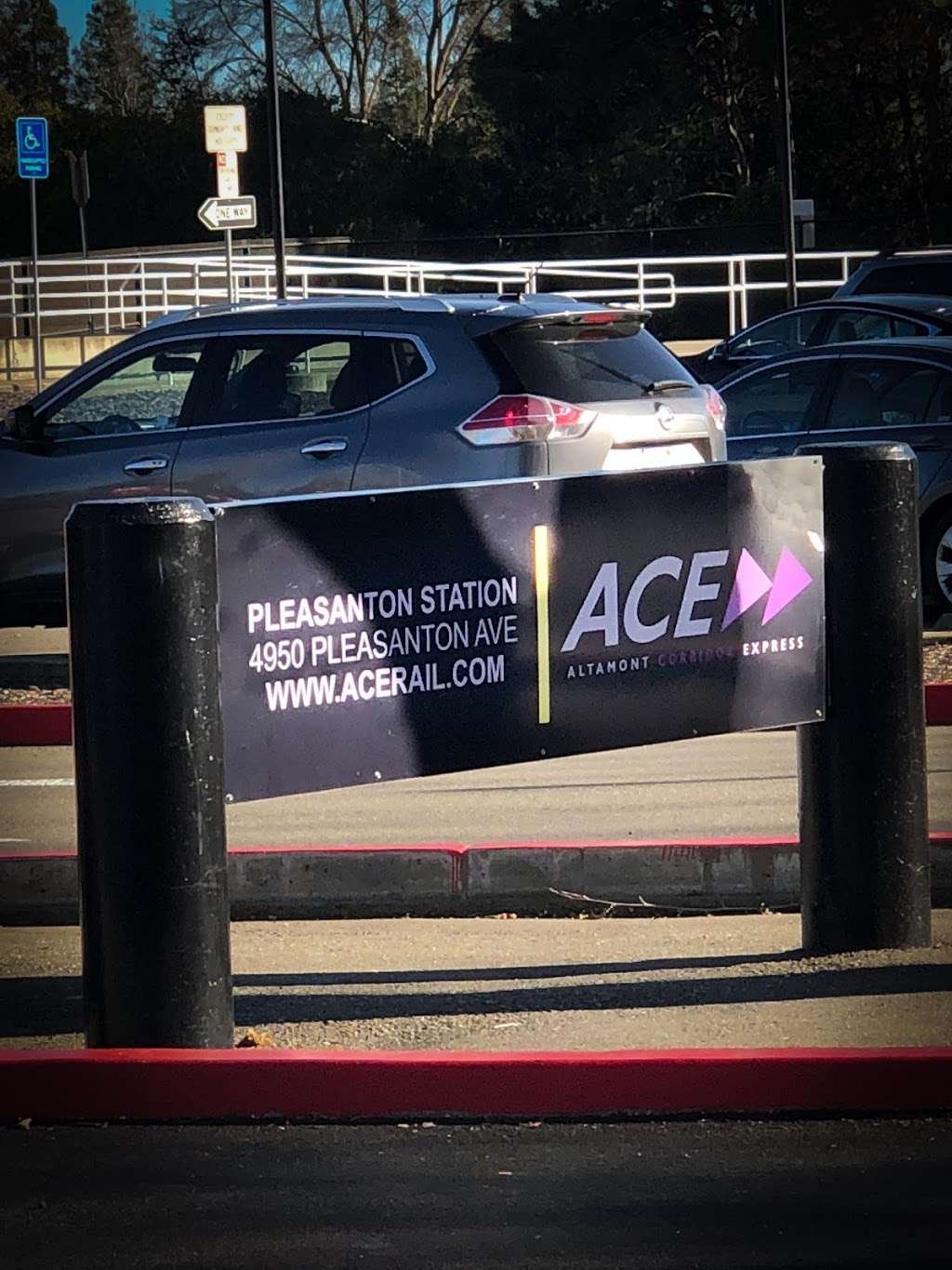 Pleasanton ACE Parking | 4950 Pleasanton Ave, Pleasanton, CA 94566, USA
