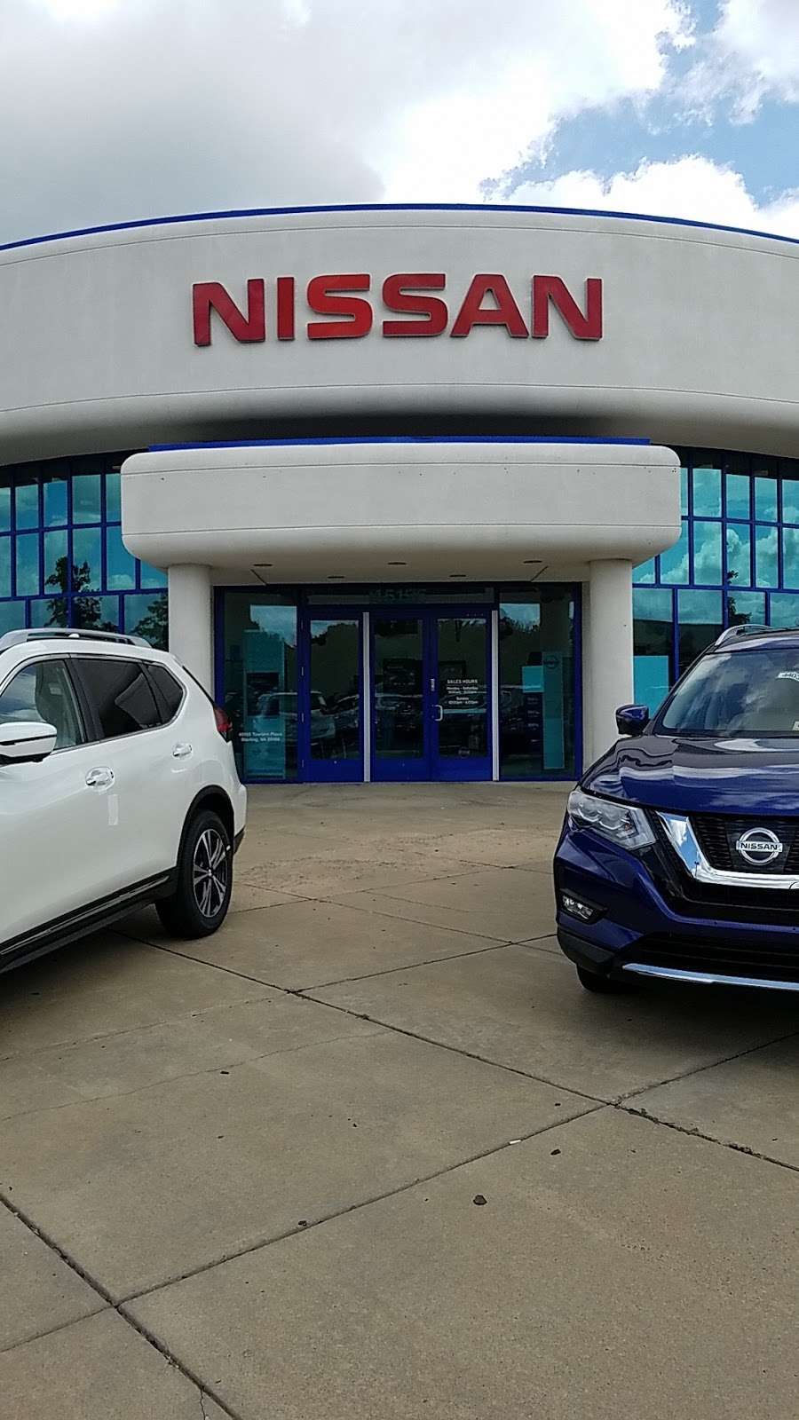 Browns Dulles Nissan | 45155 Towlern Pl, Sterling, VA 20166 | Phone: (703) 948-1100