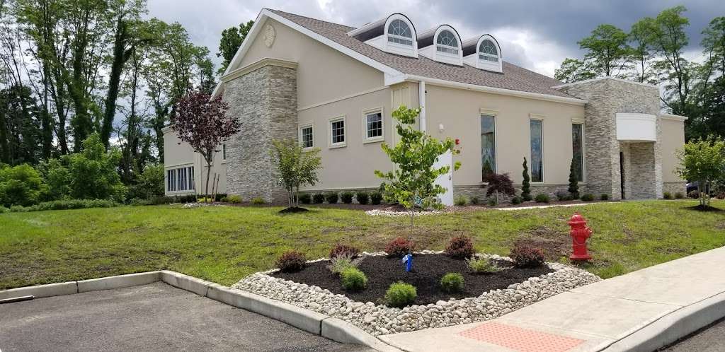 Chabad House of Monroe | 324 Applegarth Rd, Monroe Township, NJ 08831 | Phone: (609) 409-1000