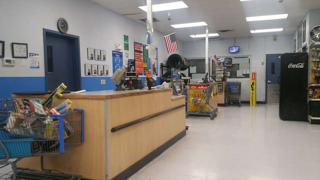 Walmart Auto Care Centers | 255 Cochran St, Simi Valley, CA 93065, USA | Phone: (805) 581-6900