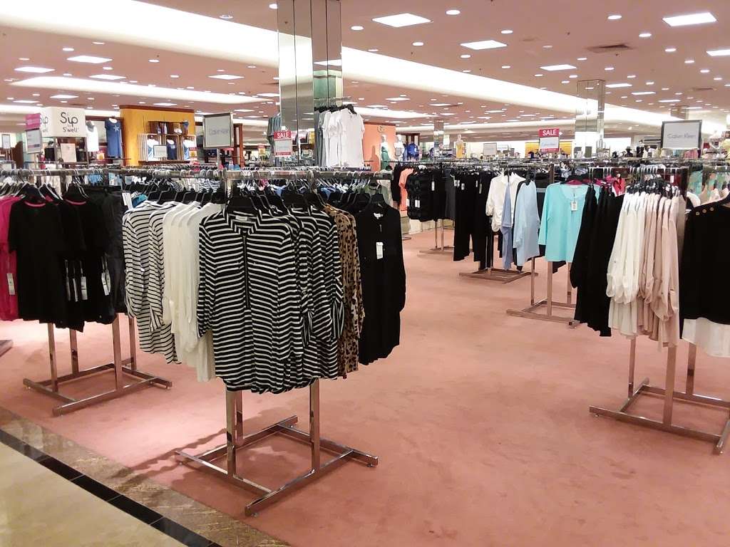 Dillards | 100 Eagle Ridge Mall Ent, Lake Wales, FL 33859, USA | Phone: (863) 676-7646