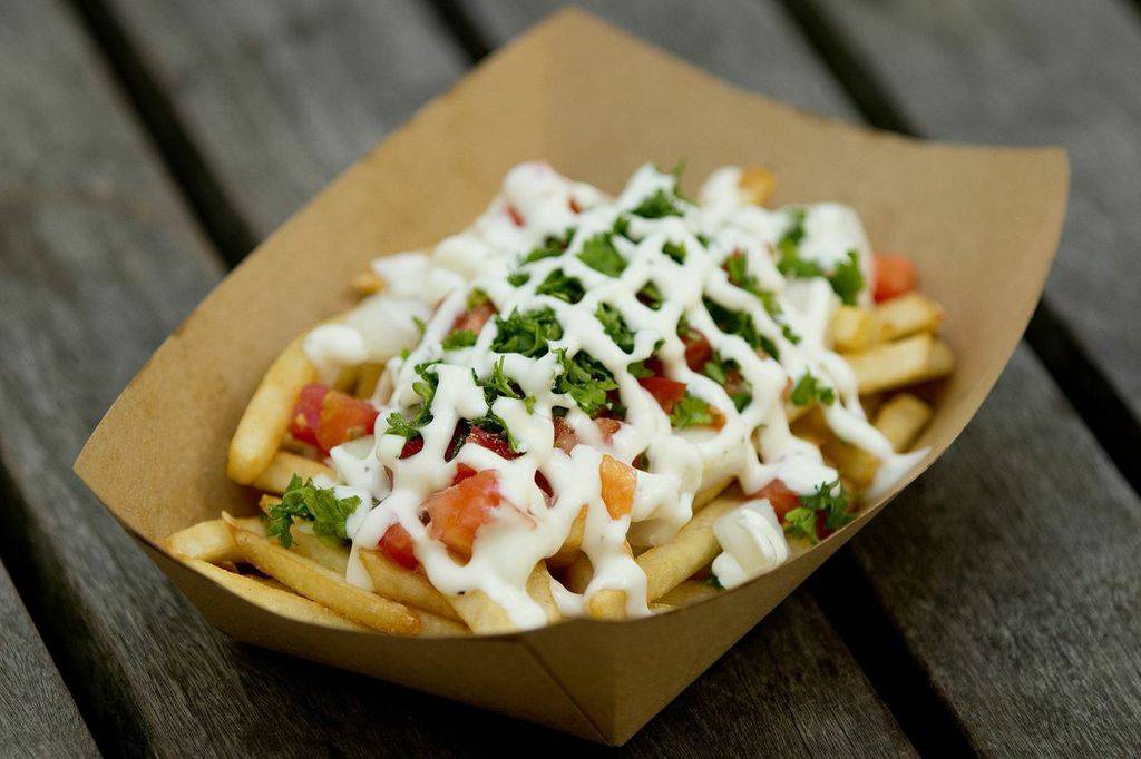 Dogs and Fries | 1875 SW Park Ave, Portland, OR 97201, USA | Phone: (503) 754-0190