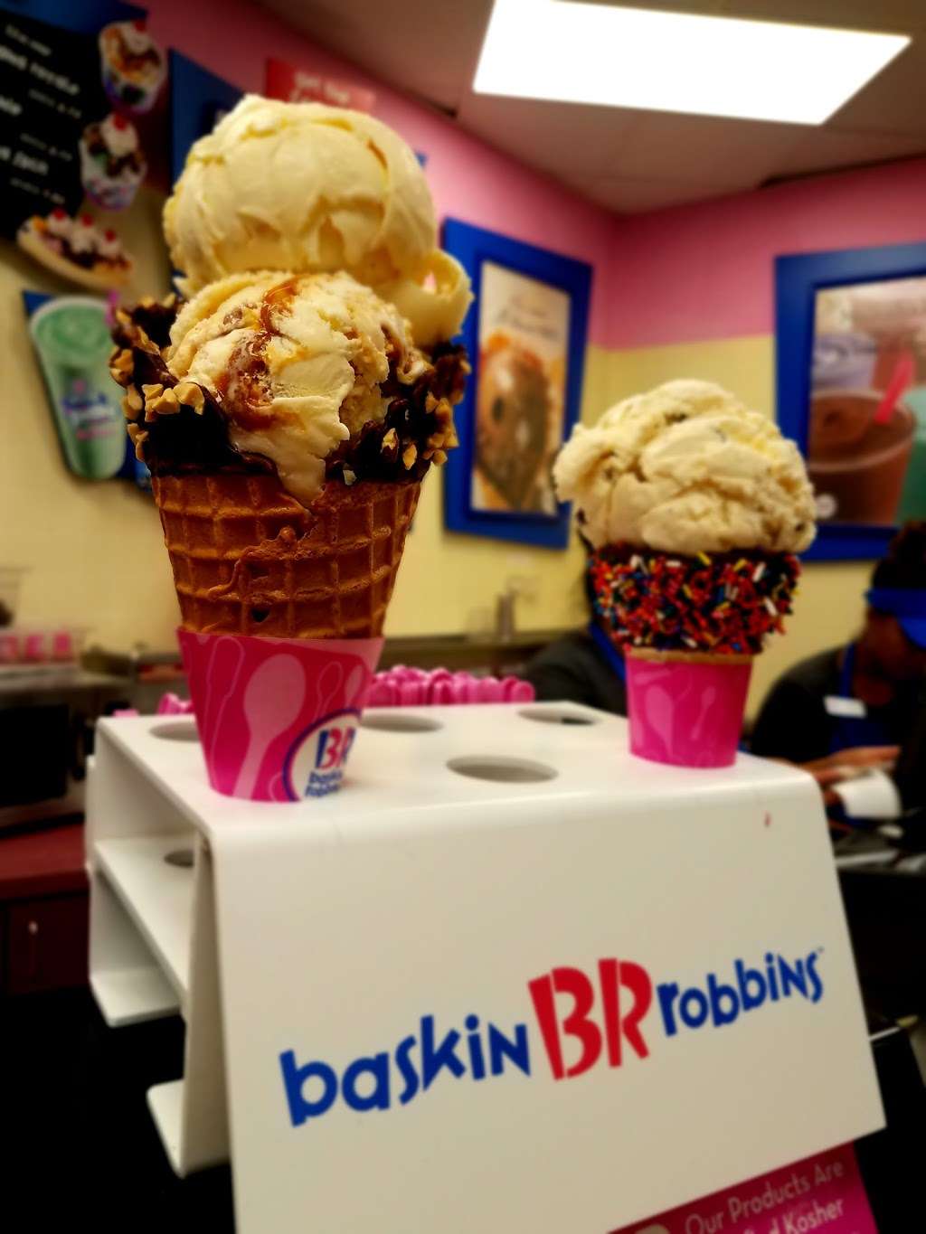 Baskin-Robbins | 5821 Dennis Mcarthur Rd, Lebec, CA 93243 | Phone: (661) 663-4367