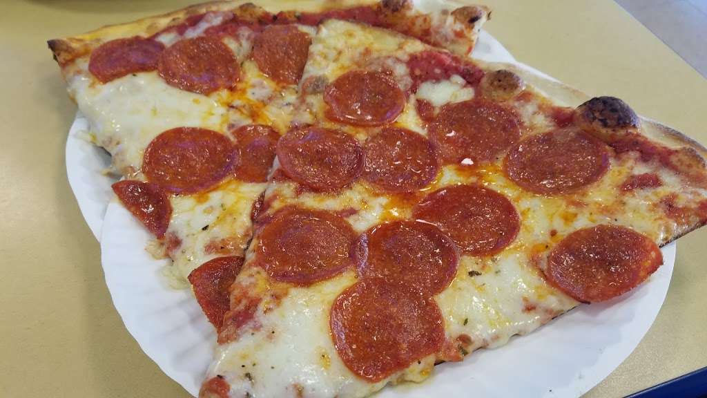 Dominicks Pizza | 190 Munsonhurst Rd, Franklin, NJ 07416, USA | Phone: (973) 209-1007
