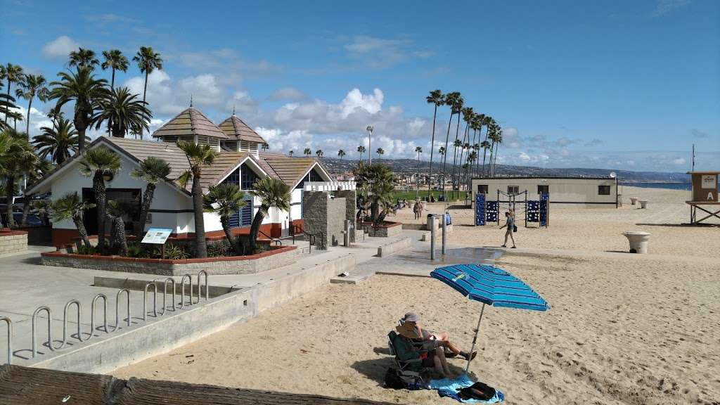 Balboa beach play area | Newport Beach, CA 92661