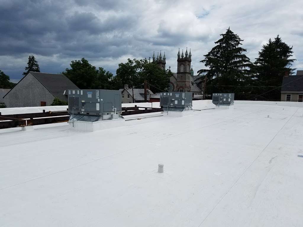 Manchester Roofing Systems | 123 Lakewood Dr, Coatesville, PA 19320 | Phone: (877) 220-4590