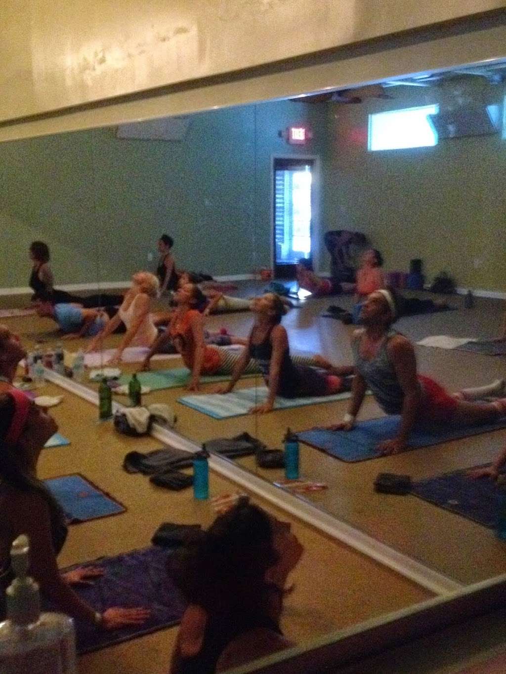 HOT YOGA BOCA RATON YOGA AURA | 2910 N Federal Hwy, Boca Raton, FL 33431 | Phone: (561) 409-0811