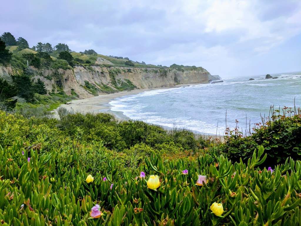 Greyhound Rock County Park | Davenport, CA 95017, USA