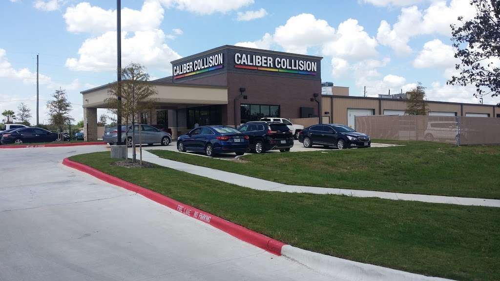 Caliber Collision | 11228 Southwest Fwy, Houston, TX 77031, USA | Phone: (281) 933-8230