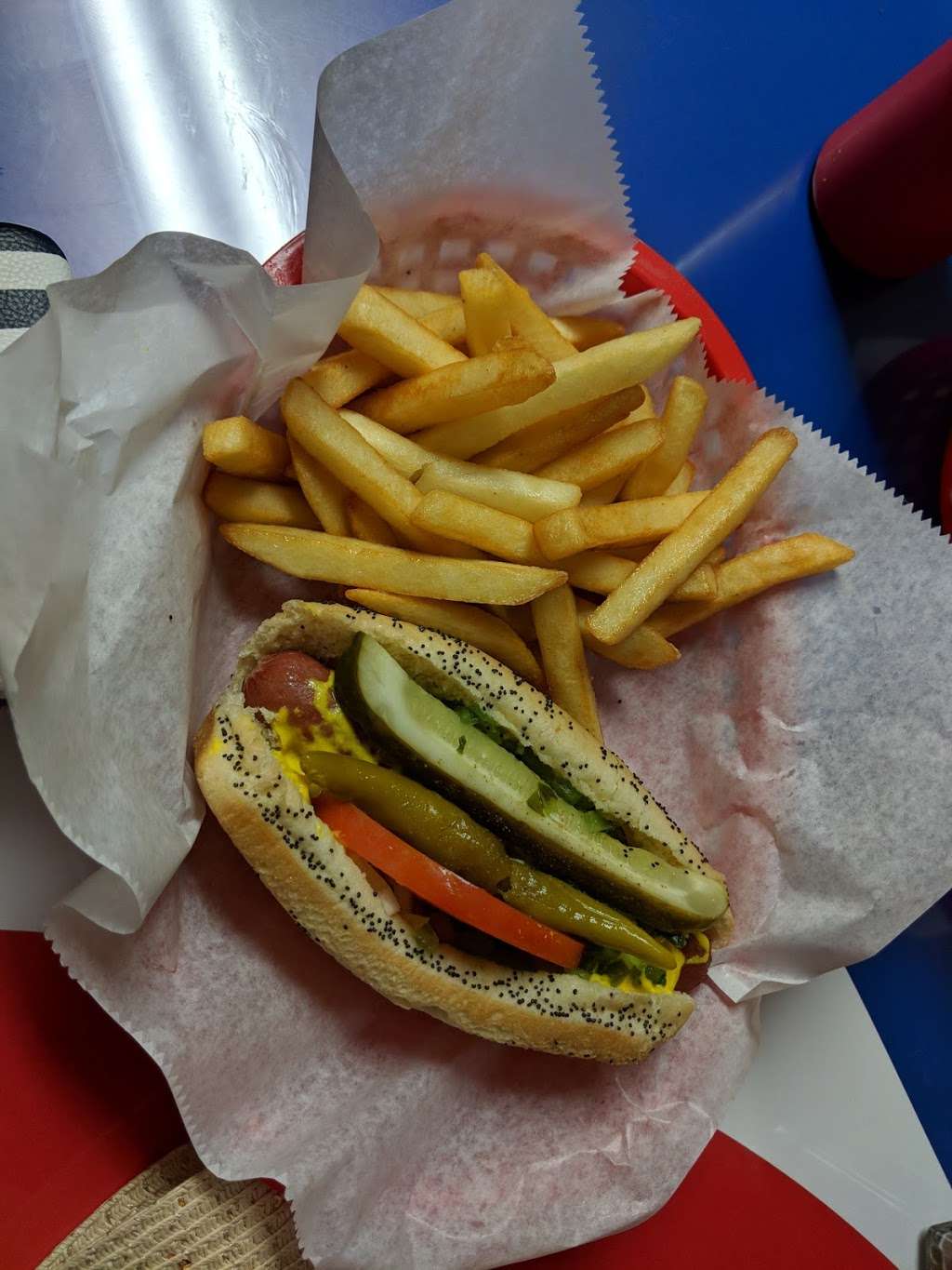 Memos Hot Dogs | 1447 W 18th St, Chicago, IL 60608, USA | Phone: (312) 733-6373