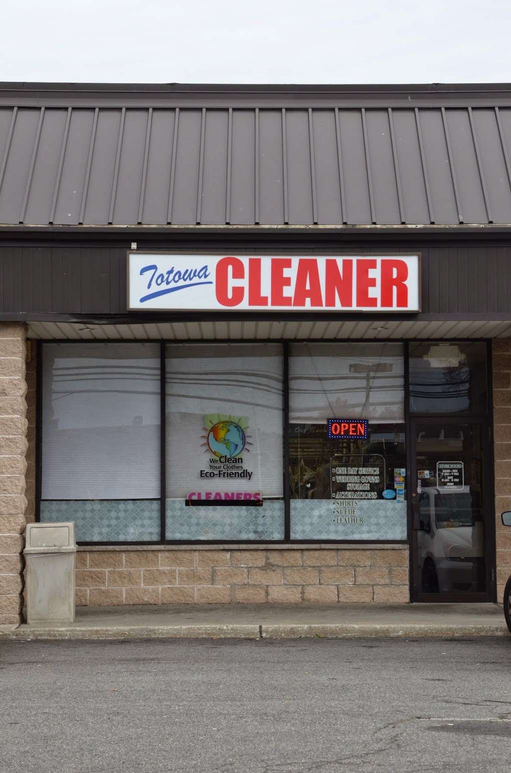 Totowa Plaza Cleaners | 400 Minnisink Rd # 106, Totowa, NJ 07512, USA | Phone: (973) 785-3633