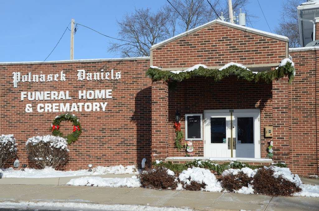 Polnasek Daniels Funeral Home | 908 11th Ave, Union Grove, WI 53182, USA | Phone: (262) 878-2011