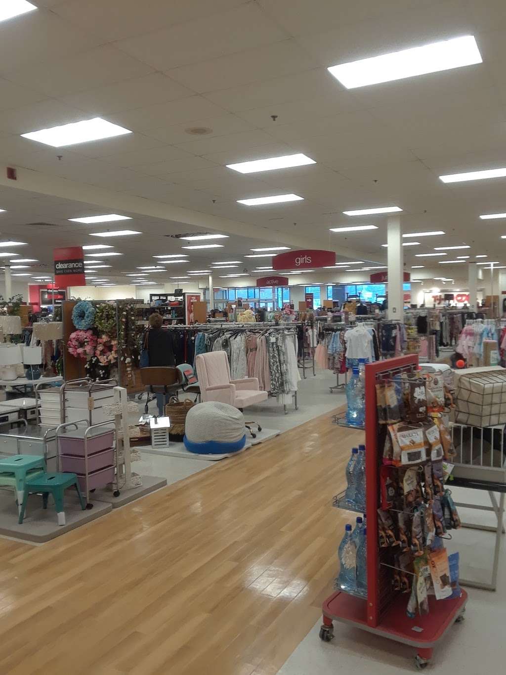 T.J. Maxx | 288 Chelmsford St, Chelmsford, MA 01824, USA | Phone: (978) 256-0612