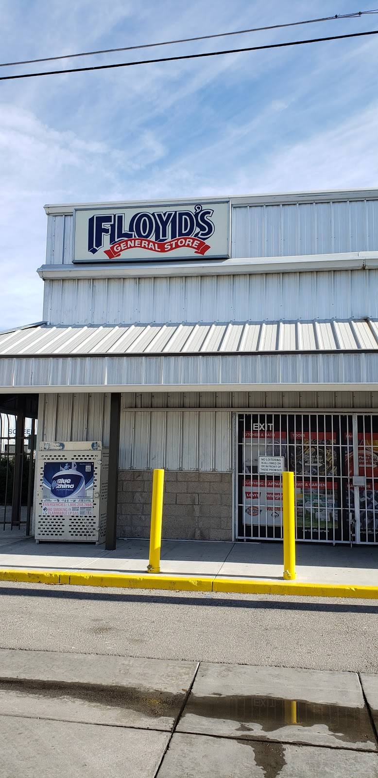 Floyds General Store | 3650 Chester Ave, Bakersfield, CA 93301, USA | Phone: (661) 327-5105