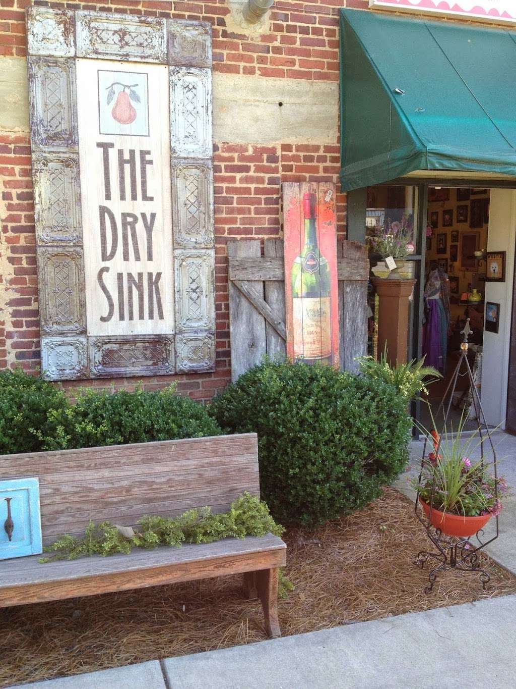 The Dry Sink | 19725 Oak St, Cornelius, NC 28031 | Phone: (704) 724-2446