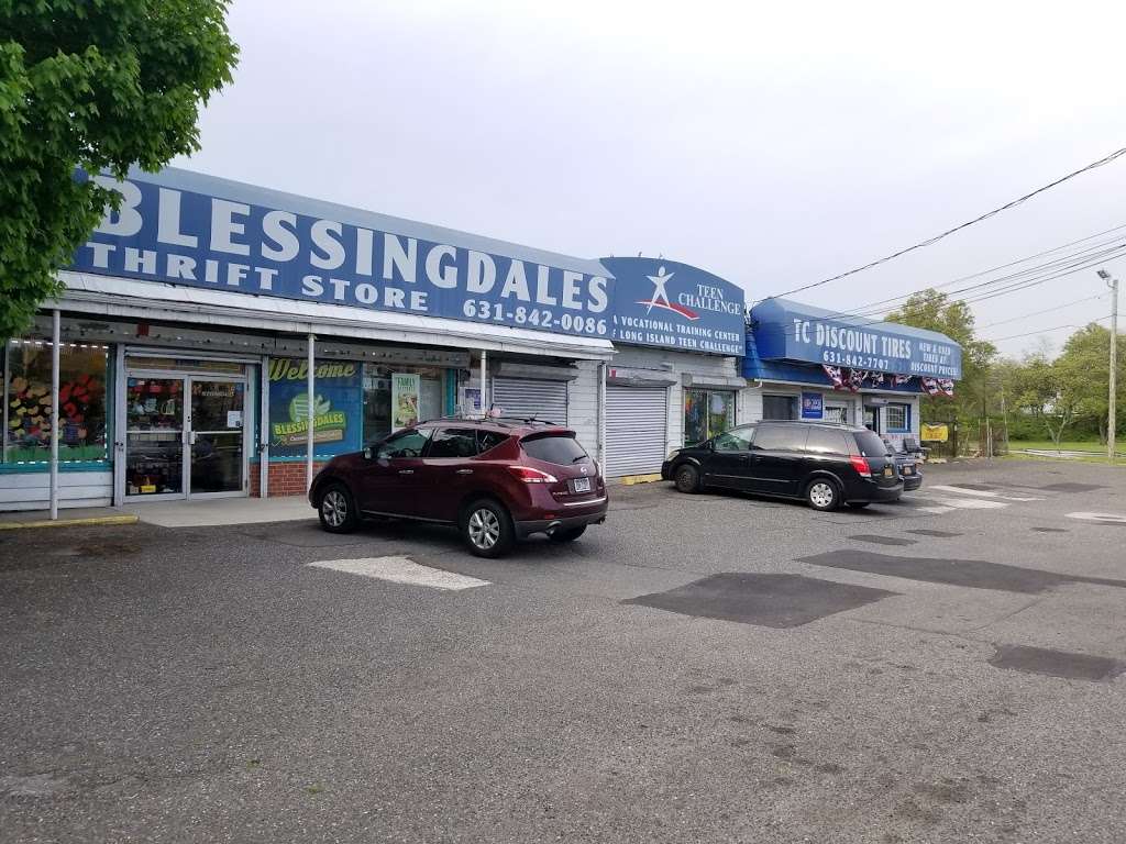 Blessingdales Thrift store | 1146 Sunrise Hwy, Amityville, NY 11701, USA | Phone: (631) 842-0086