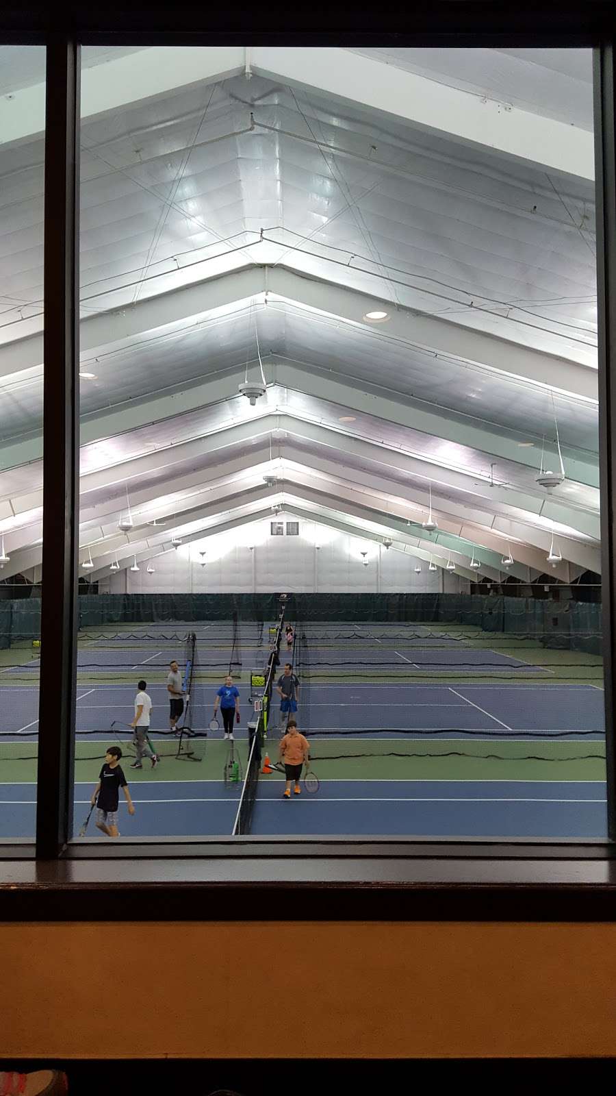 Ridgewood Racquet Club | 249 Ackerman Ave, Ridgewood, NJ 07450, USA | Phone: (201) 652-1991