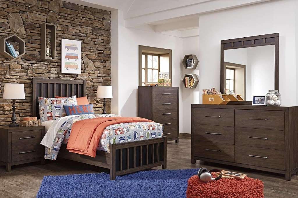 Home Furniture Warehouse | 75 Mill St, Newton, NJ 07860, USA | Phone: (973) 579-1982