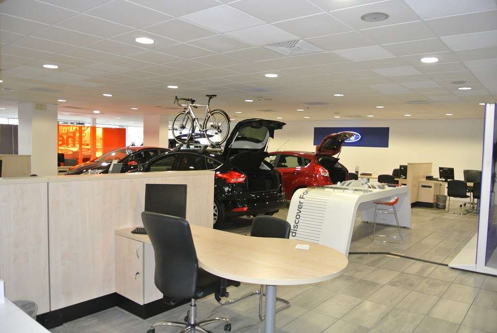 Allen Ford Brentwood | 140 London Rd, Brentwood CM14 4NS, UK | Phone: 01277 265096