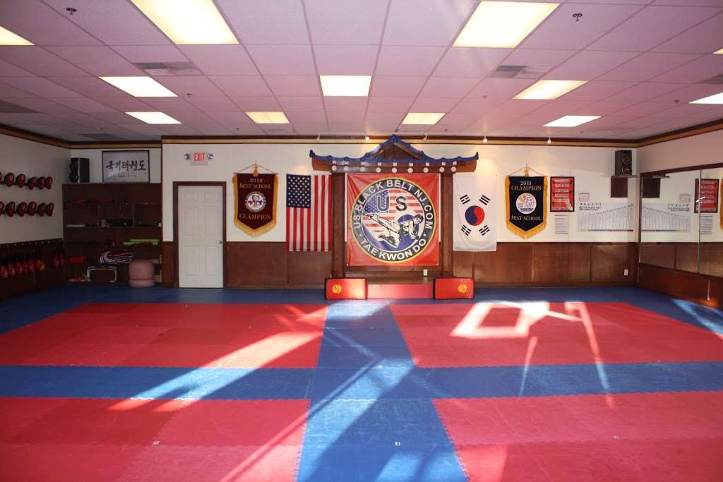 US Black Belt Martial Arts | 726 Newman Springs Rd, Lincroft, NJ 07738, USA | Phone: (732) 345-8033