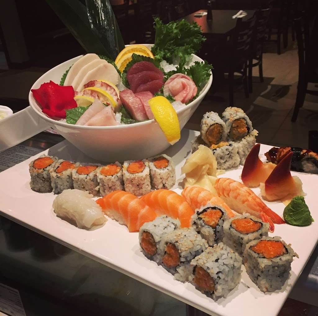 Kenkou Sushi Bar & Fusion | 43 S Sutton Rd, Streamwood, IL 60107 | Phone: (630) 483-0289