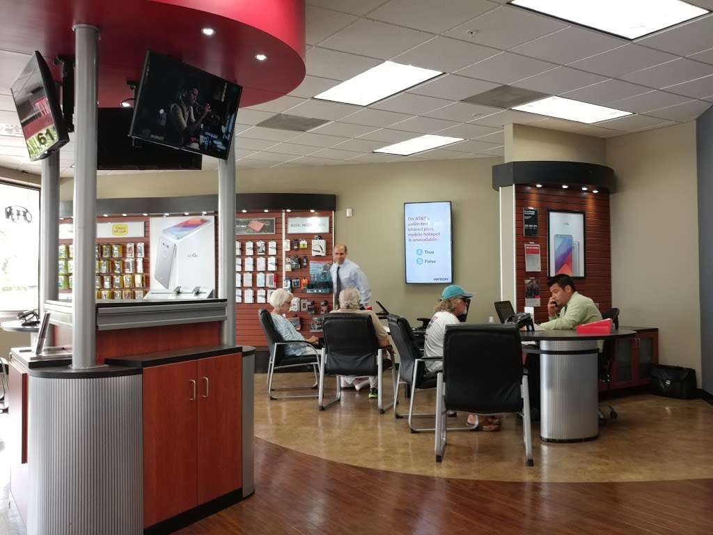 Verizon Authorized Retailer – Cellular Sales | 6127 SE Federal Hwy, Stuart, FL 34997, USA | Phone: (772) 219-9015