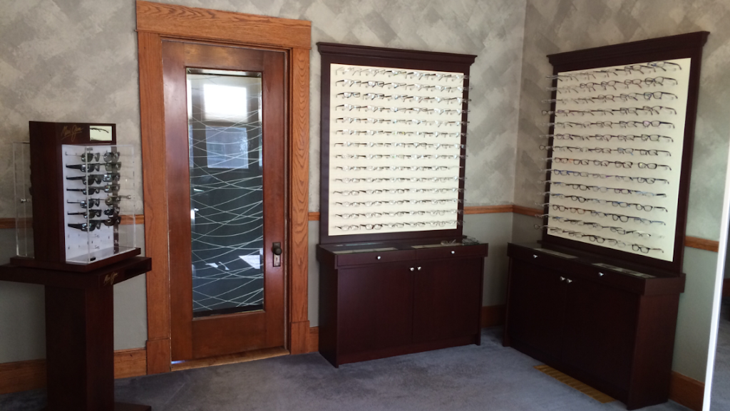 Hedges Family Eyecare | 1 Manor Dr, Danville, IN 46122, USA | Phone: (317) 745-2020