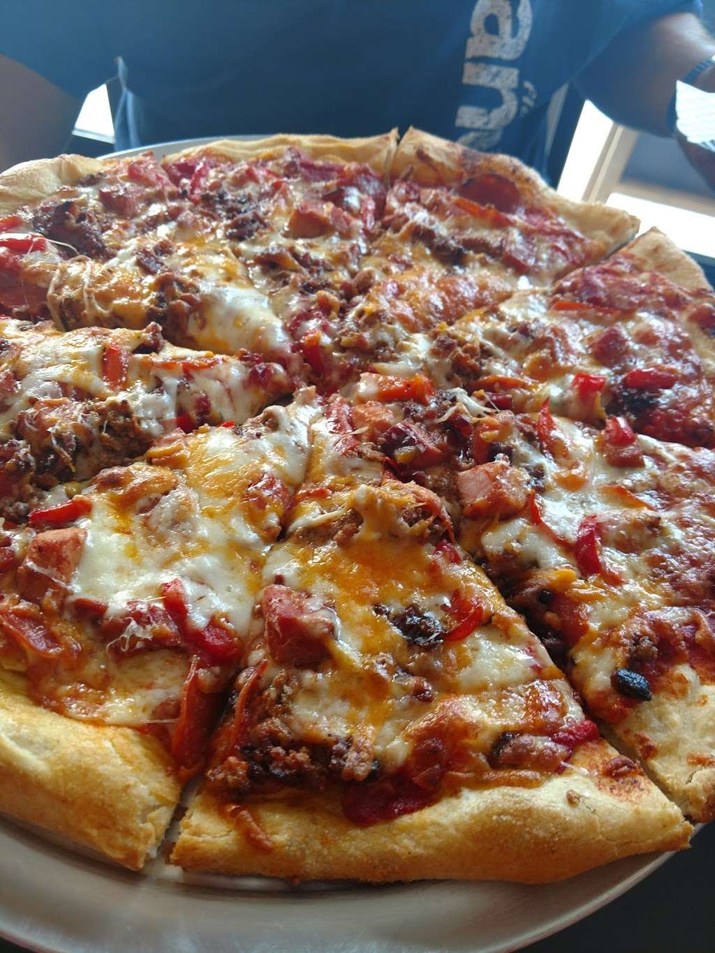 KJs Pizzeria | 33031 W 83rd St, De Soto, KS 66018, USA | Phone: (913) 586-5141