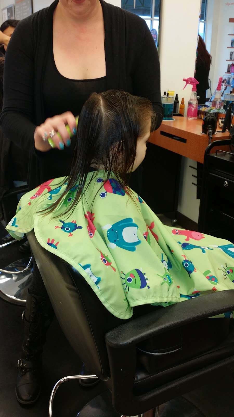 Hair Cuttery | 43 Town and Country Dr, Fredericksburg, VA 22405 | Phone: (540) 361-1878