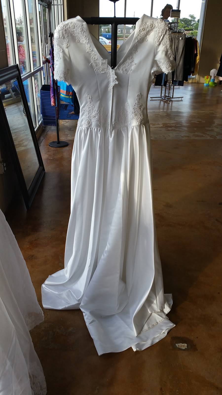 Goodwill | 875 Manhattan Blvd, Harvey, LA 70058, USA | Phone: (504) 302-7830