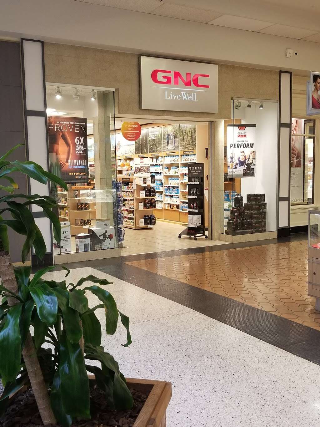 GNC | 1665 State Hill Rd, Wyomissing, PA 19610, USA | Phone: (610) 373-9204