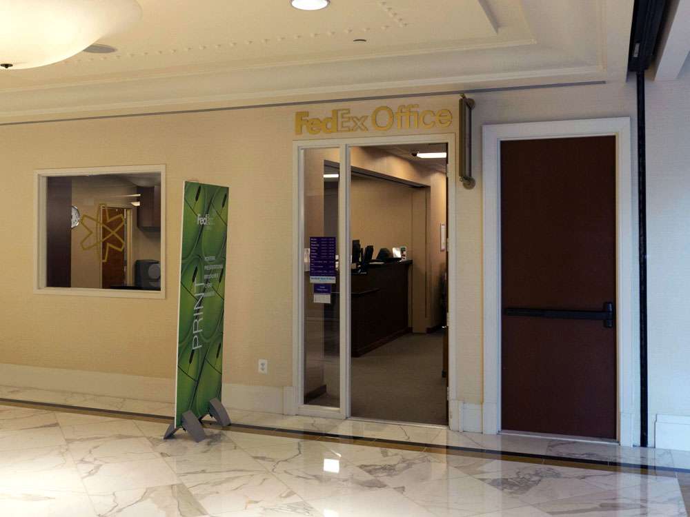 FedEx Office Print & Ship Center | 201 Waterfront St, Oxon Hill, MD 20745, USA | Phone: (301) 567-0457