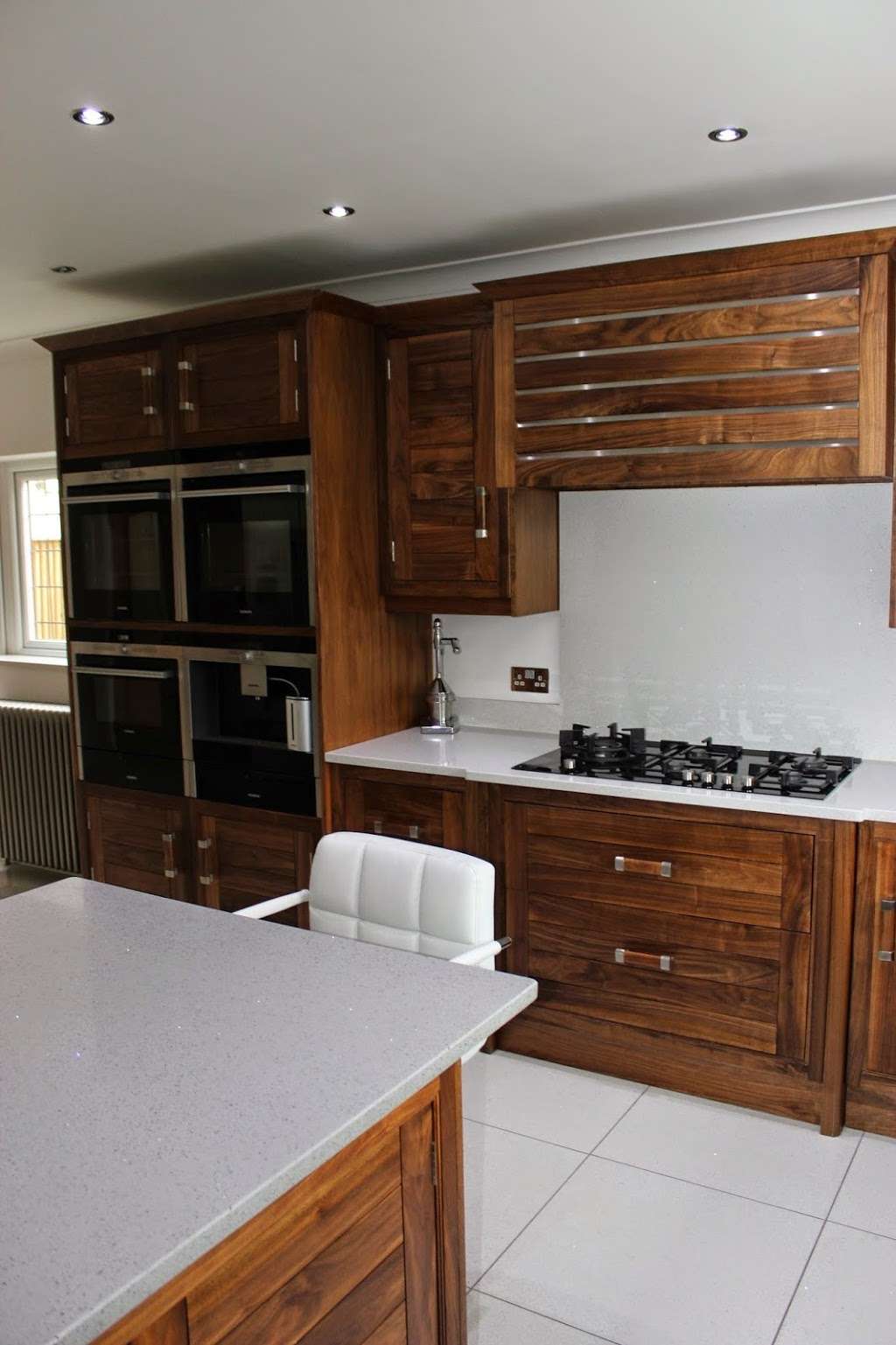 Robert Clive Kitchen Designs Ltd. | The Potteries, Woodgreen Rd, Waltham Abbey EN9 3SA, UK | Phone: 07984 853462