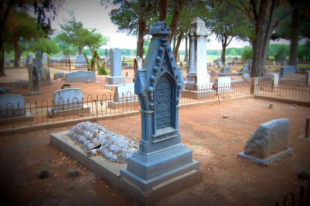 Houston Cemetery | Hempstead, TX 77445