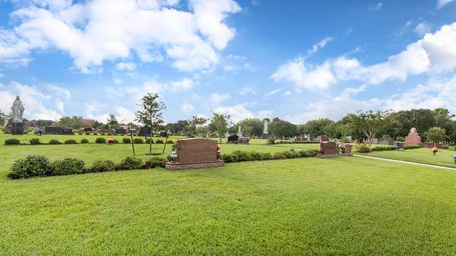 Forest Park Westheimer Cemetery | 12800 Westheimer Rd, Houston, TX 77077, USA | Phone: (281) 497-2330