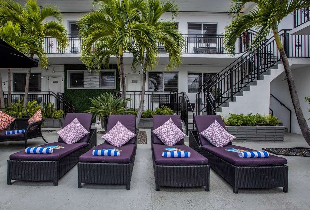 Beachside Apartment Hotel | 8100 Harding Ave, Miami Beach, FL 33141, USA