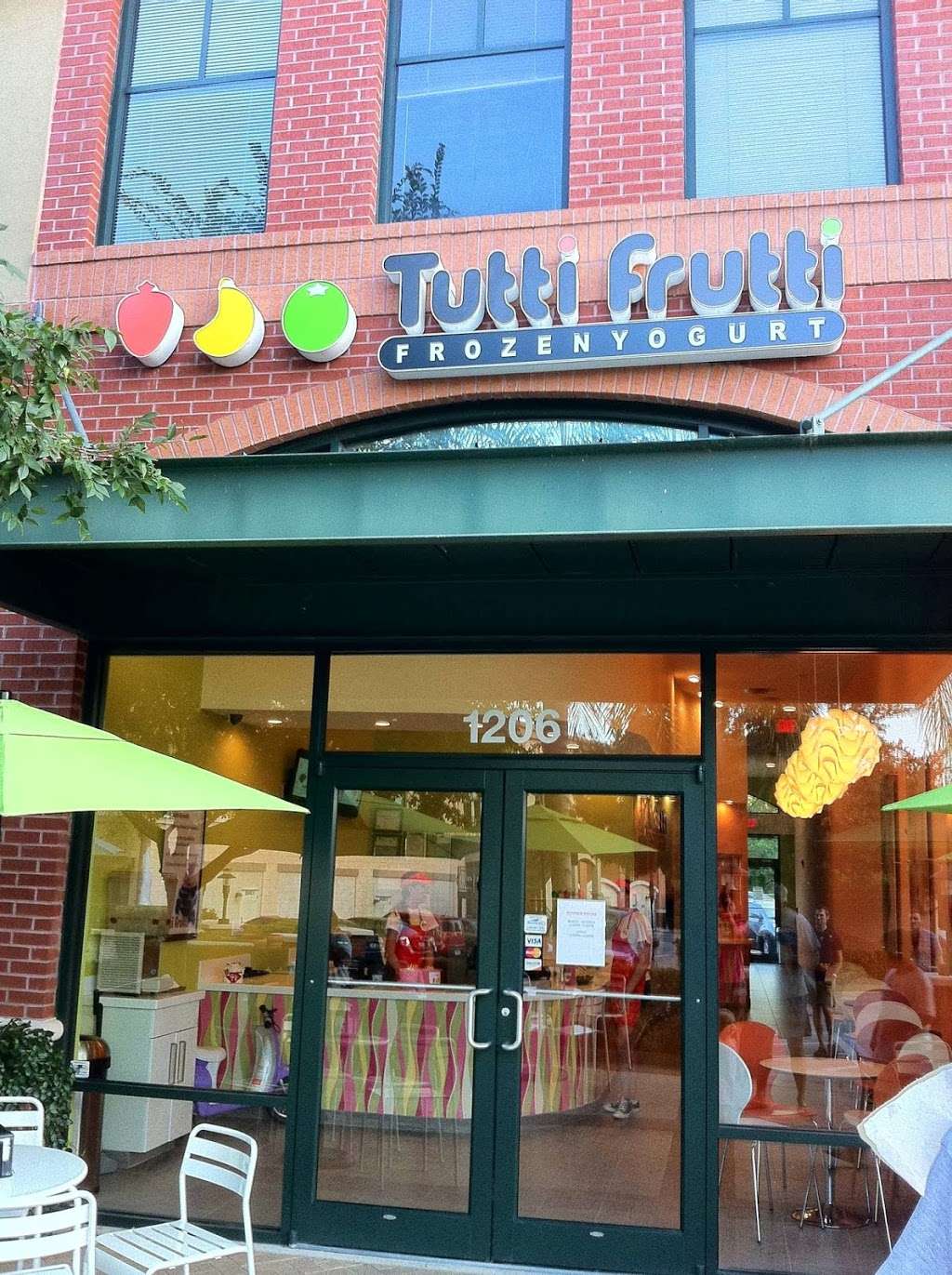 Tutti Frutti Frozen Yogurt | 160 Tuskawilla Rd #1206, Winter Springs, FL 32708, USA | Phone: (407) 574-7444