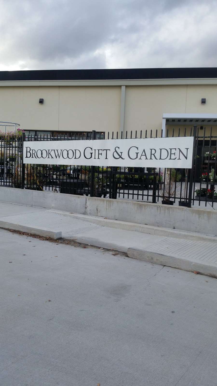 Brookwood Gift & Garden | 7227 West Grand Parkway South, Richmond, TX 77406, USA | Phone: (832) 759-5077