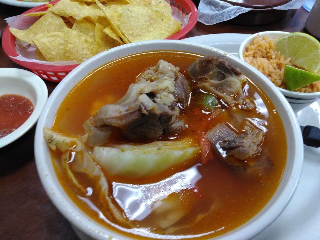 Taqueria La Tapatia | 11060 US-181, San Antonio, TX 78223, USA | Phone: (210) 598-9618