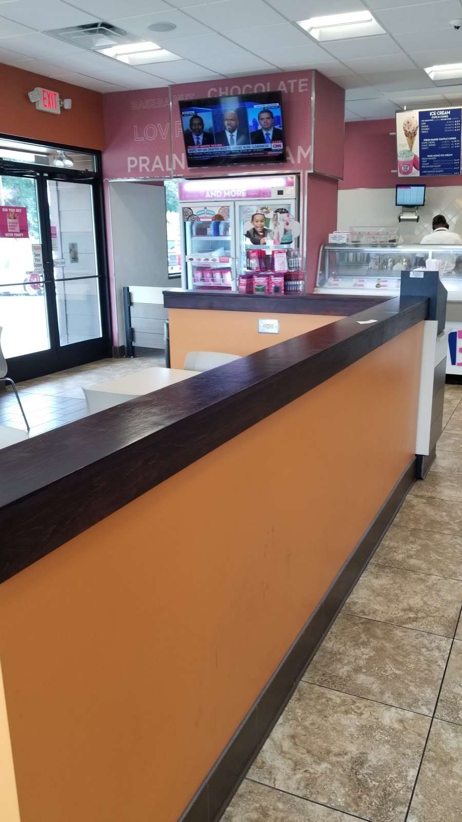 Dunkin Donuts | 5231 James Madison Pkwy, King George, VA 22485 | Phone: (540) 413-1404