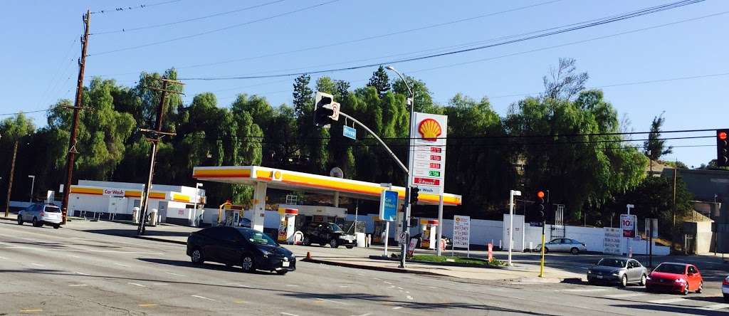 Shell | 22330 Ventura Blvd, Woodland Hills, CA 91364, USA | Phone: (818) 224-4479